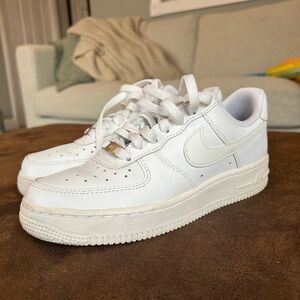 Nike Air Force 1